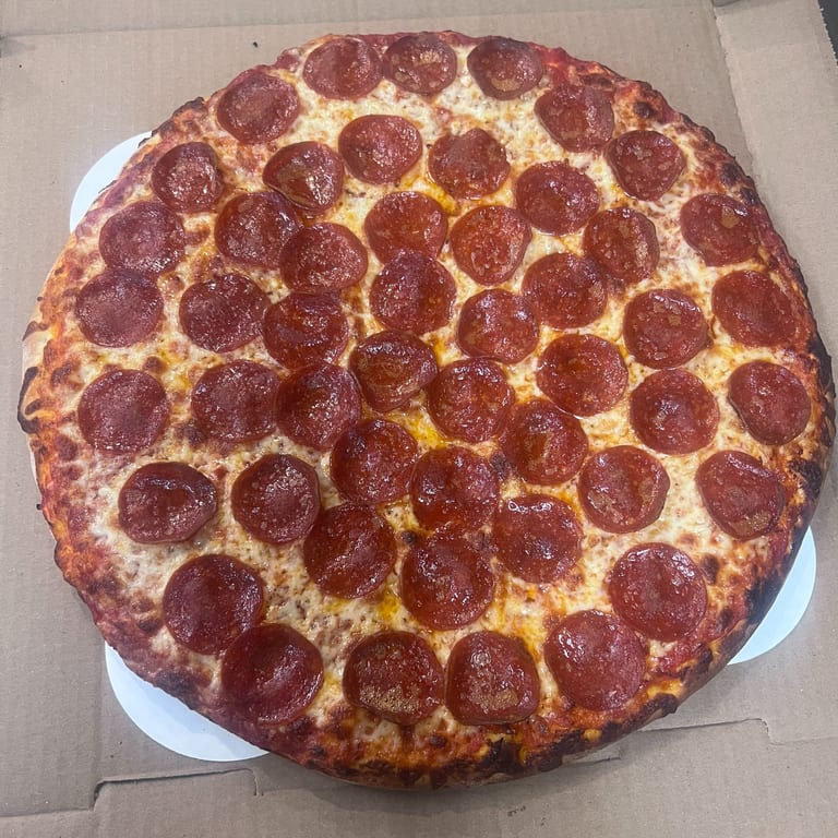 Delicious Pepperoni Pizza